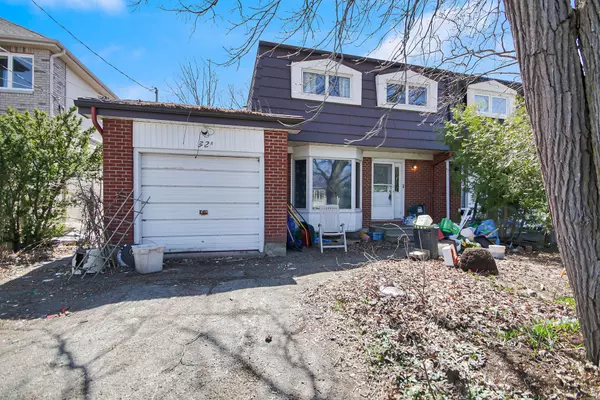 Cityview - Parkwoods Hills - Rideau Shore, ON K2E 6N3,32A Ashburn DR
