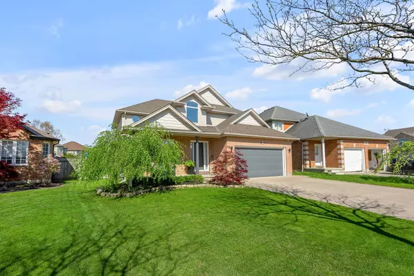 Niagara Falls, ON L2H 3K5,8087 Beaver Glen DR