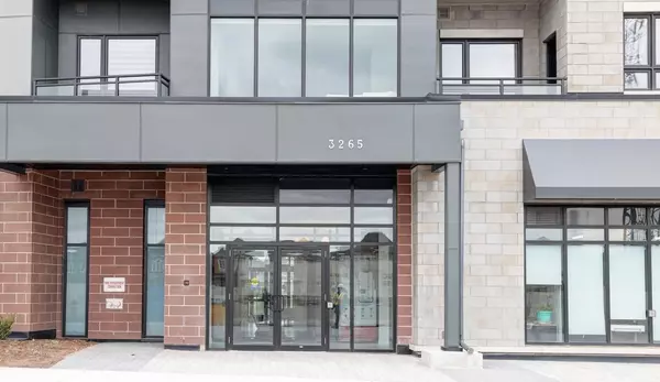 3265 Carding Mill TRL #101, Oakville, ON L6M 5P7