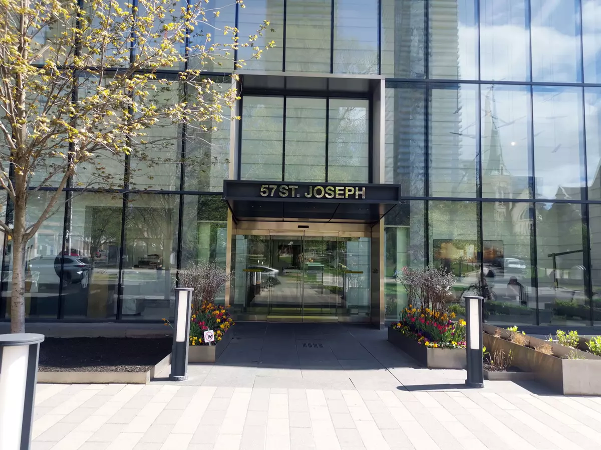 Toronto C01, ON M5S 0C5,57 St. Joseph ST #805