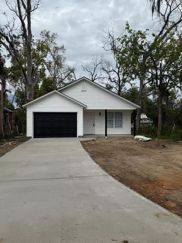 Valdosta, GA 31601,744 E Force Street