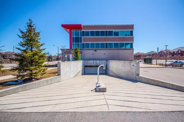 Brampton, ON L6R 0Y7,50 Sunny Meadow BLVD #205