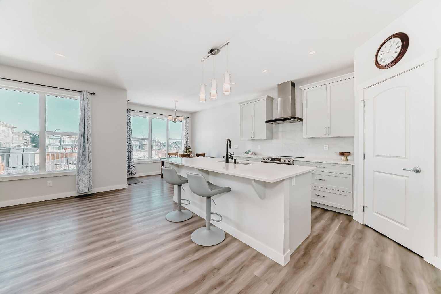 Calgary, AB T3P 1T5,153 Carringsby WAY NW