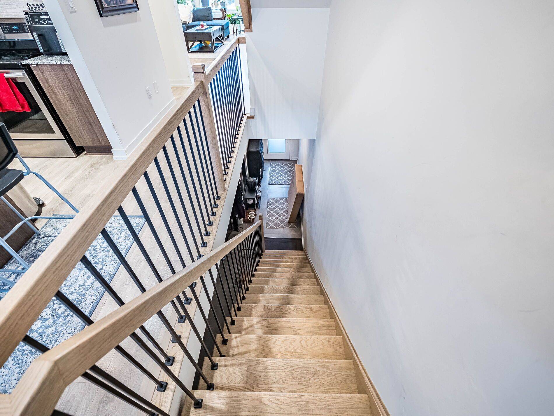 Oakville, ON L6H 0L4,195 Sabina DR