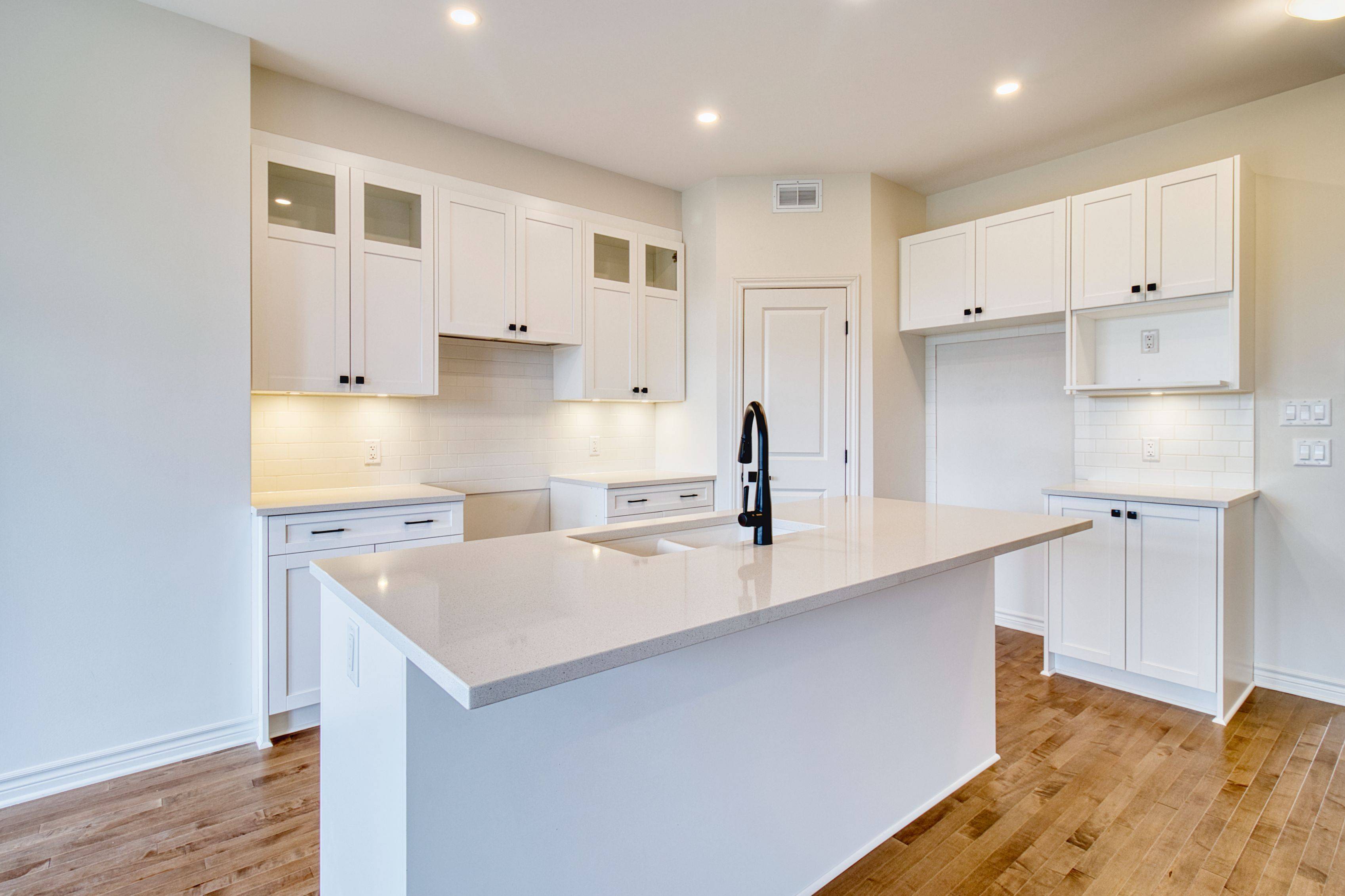 Kingston, ON K7P 0V6,456 Buckthorn DR