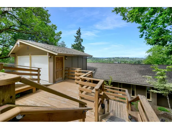 3620 UNIVERSITY ST, Eugene, OR 97405