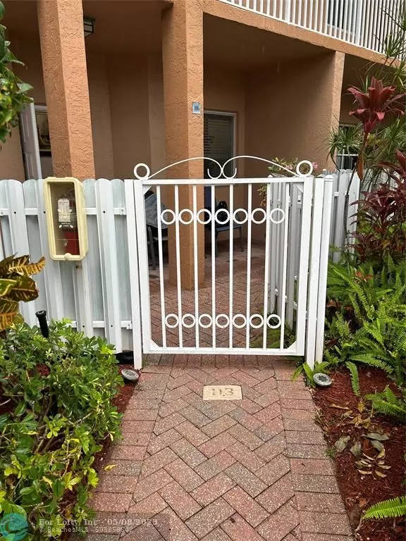 Fort Lauderdale, FL 33321,7725 Yardley Dr #113