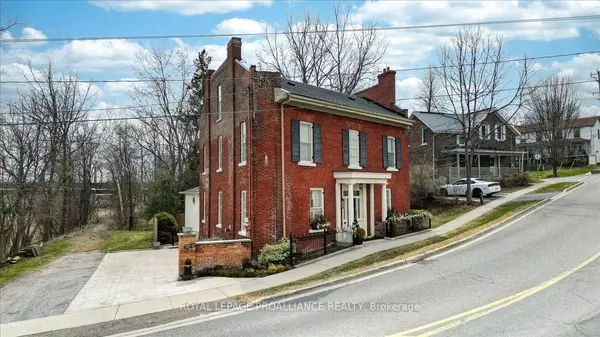 Port Hope, ON L1A 1E9,43-45 Dorset ST W