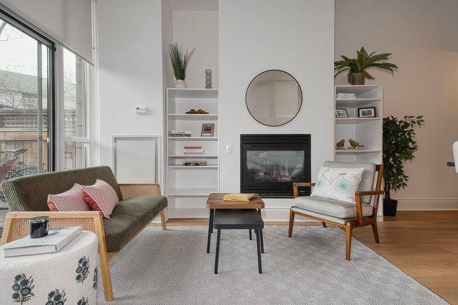 Toronto W01, ON M6R 3B9,437 Roncesvalles AVE #112