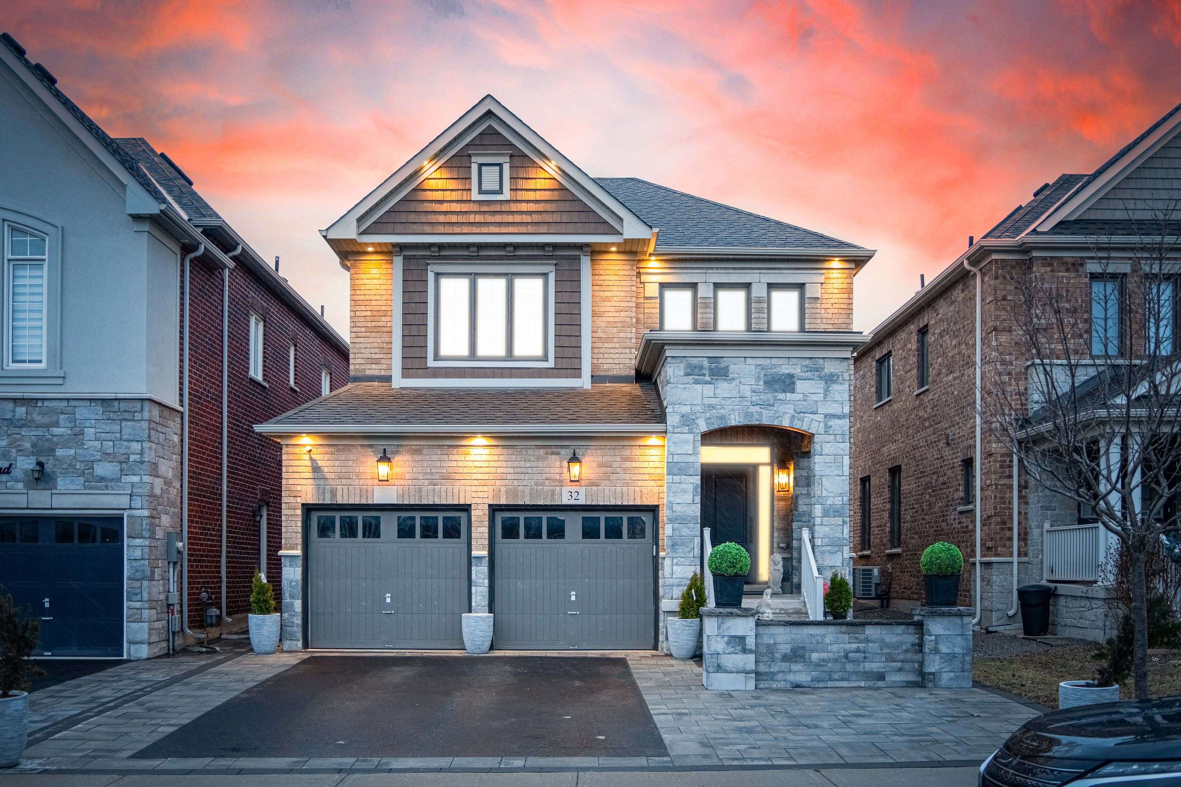 32 Deer Pass RD, East Gwillimbury, ON L9N 0S5
