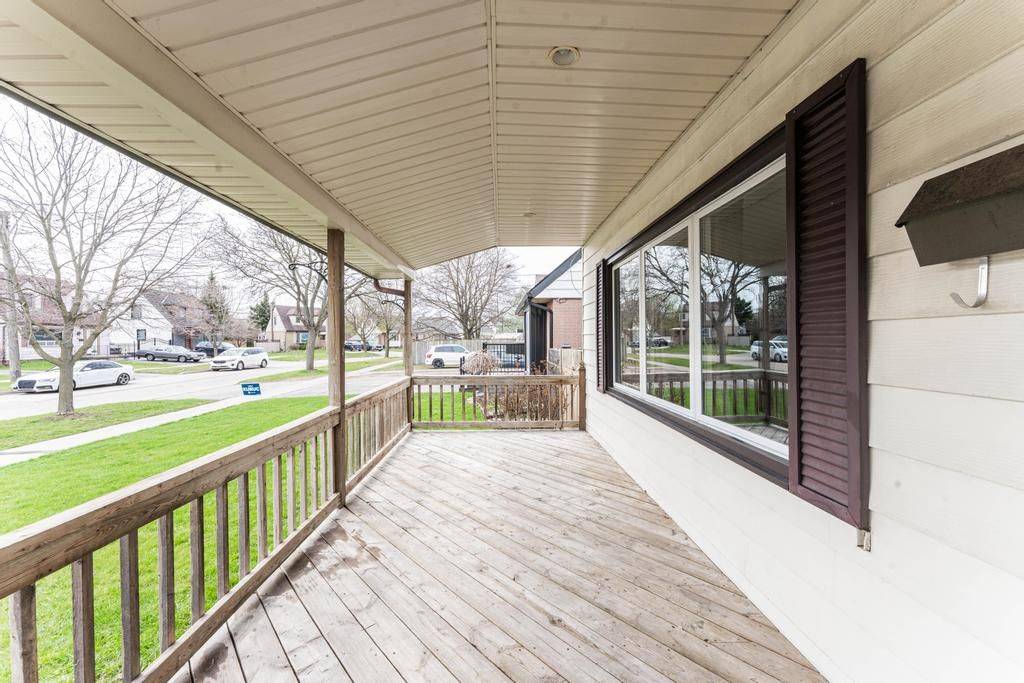 Hamilton, ON L8H 1M7,43 Armstrong AVE