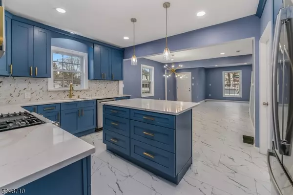 63 S Lincoln Ave, Washington Boro, NJ 07882