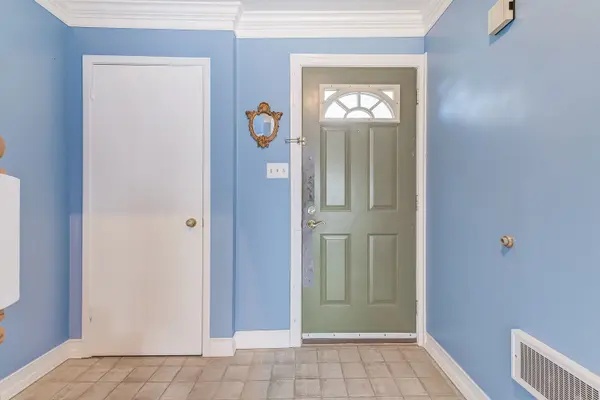 6540 Falconer DR #35, Mississauga, ON L5N 1M1