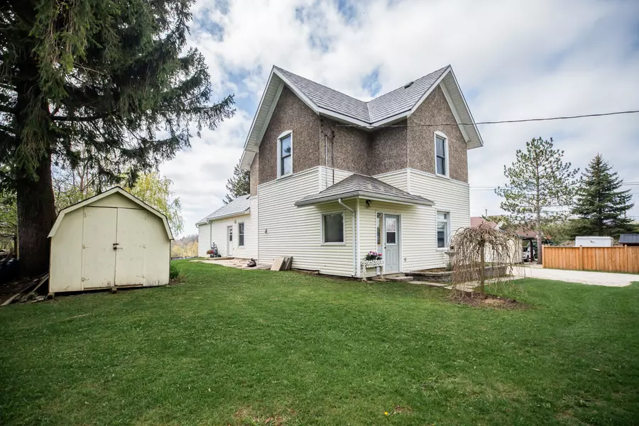 489 Lambton ST W, West Grey, ON N0G 1R0