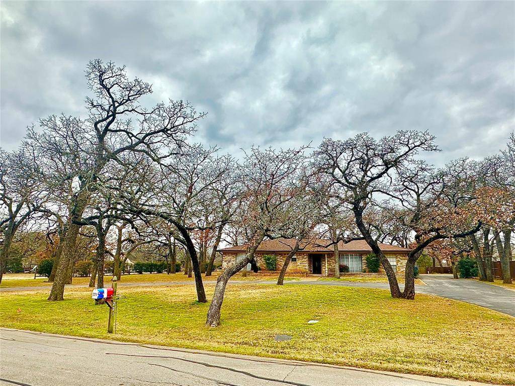 Double Oak, TX 75077,221 Oakview Drive