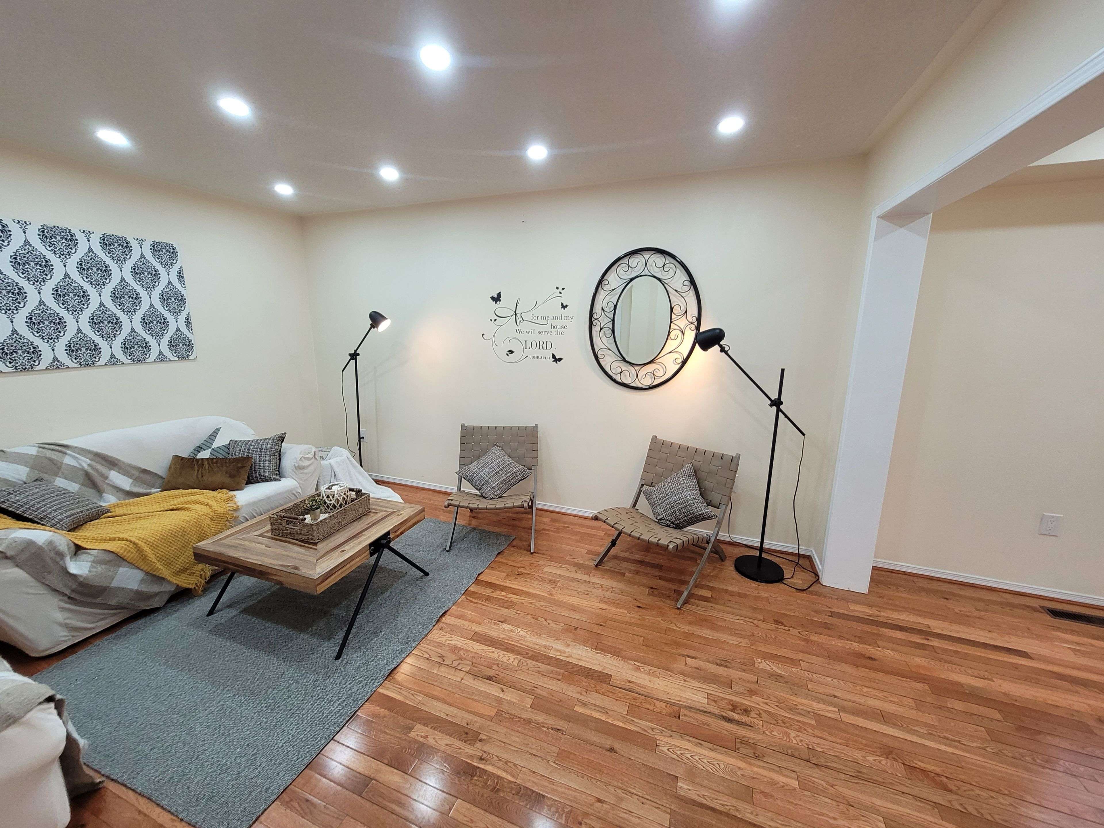 40 Kentucky DR, Brampton, ON L6Y 4E9