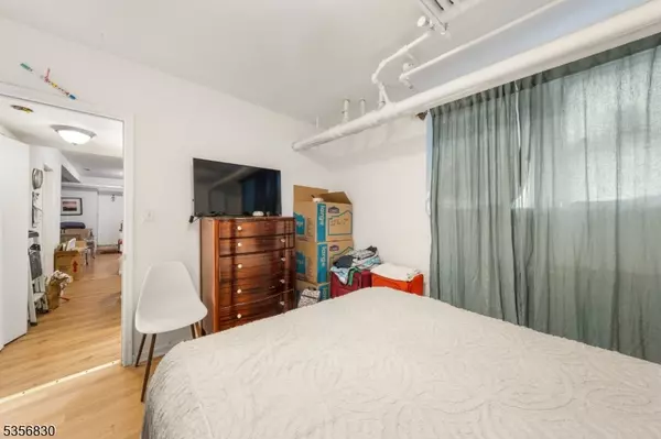 North Bergen Twp., NJ 07047,7505 Palisade Ave