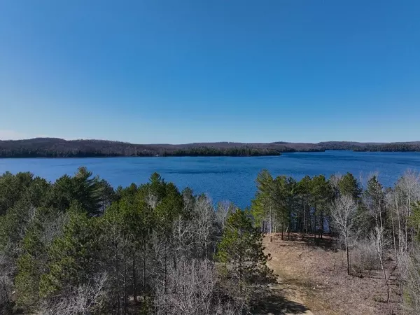 4185 Kawagama Lake RD, Algonquin Highlands, ON P0A 1E0