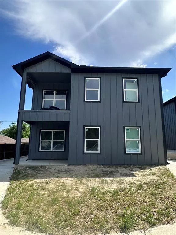 2510 Oxford Avenue, Fort Worth, TX 76106
