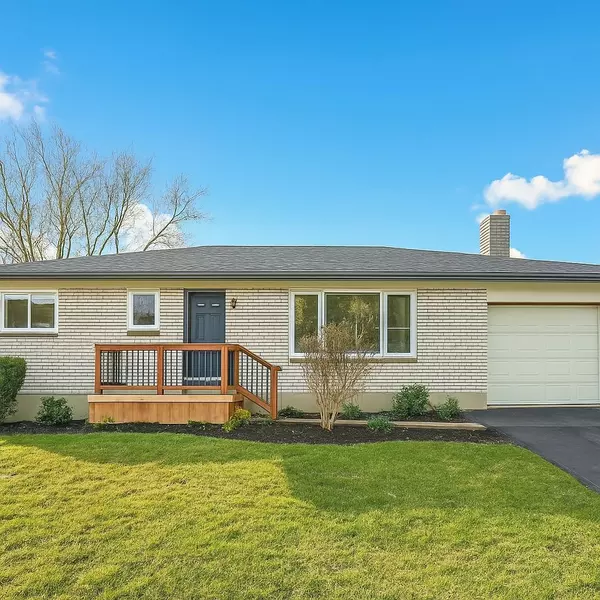 11 Concession RD, Quinte West, ON K0K 2C0