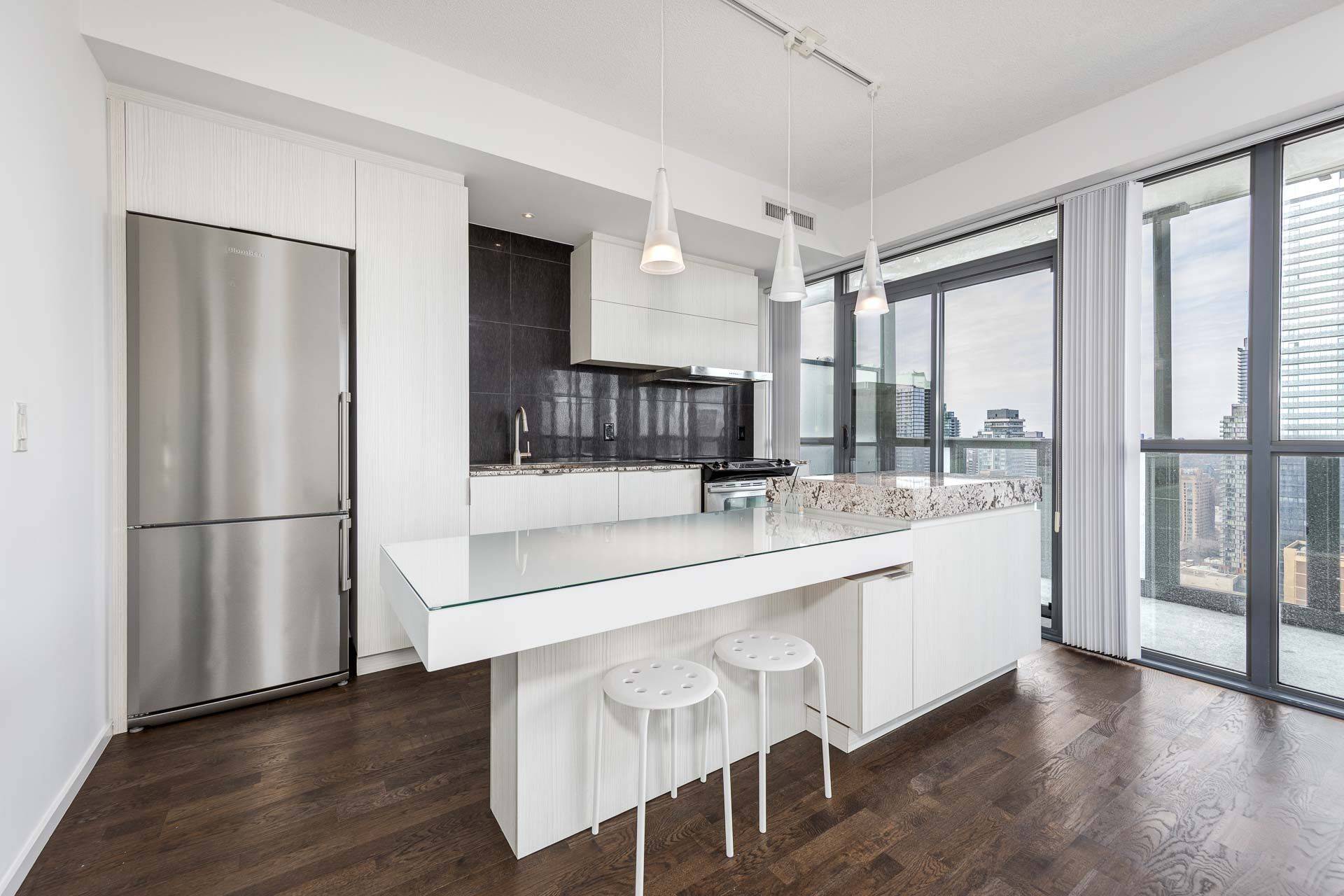 Toronto C08, ON M4Y 0A9,101 Charles ST E #3005