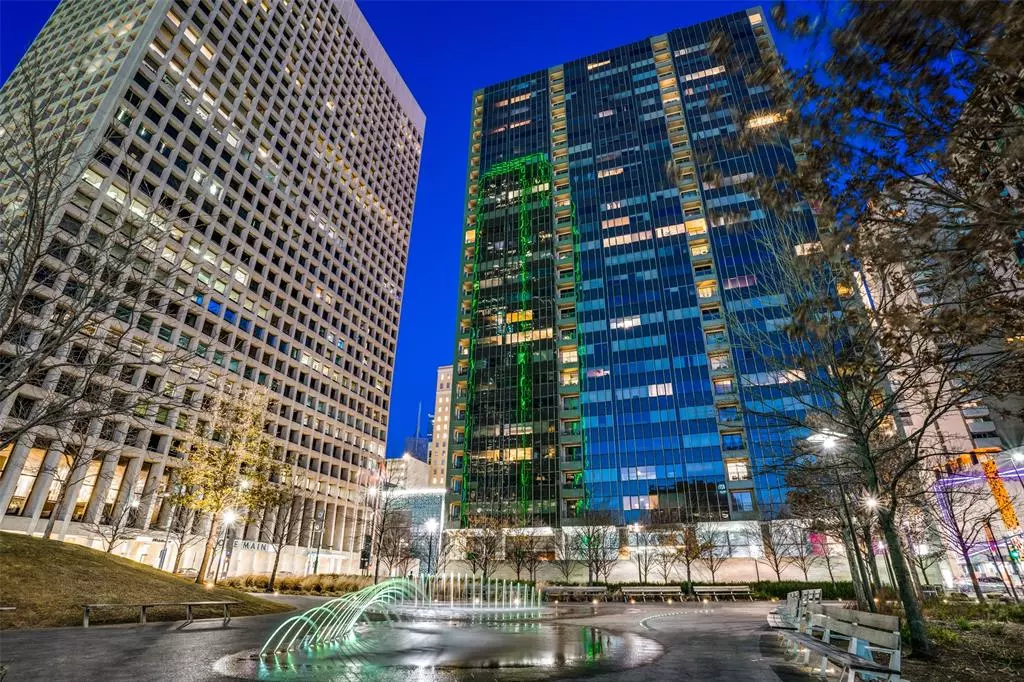 Dallas, TX 75202,1200 Main Street #701
