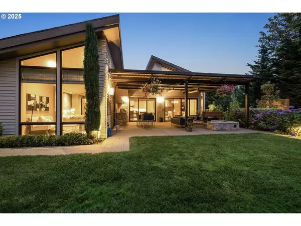 Lake Oswego, OR 97034,1814 HIGHLANDS LOOP