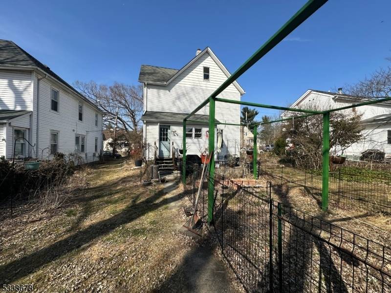 Dover Town, NJ 07801,17 Leonard St