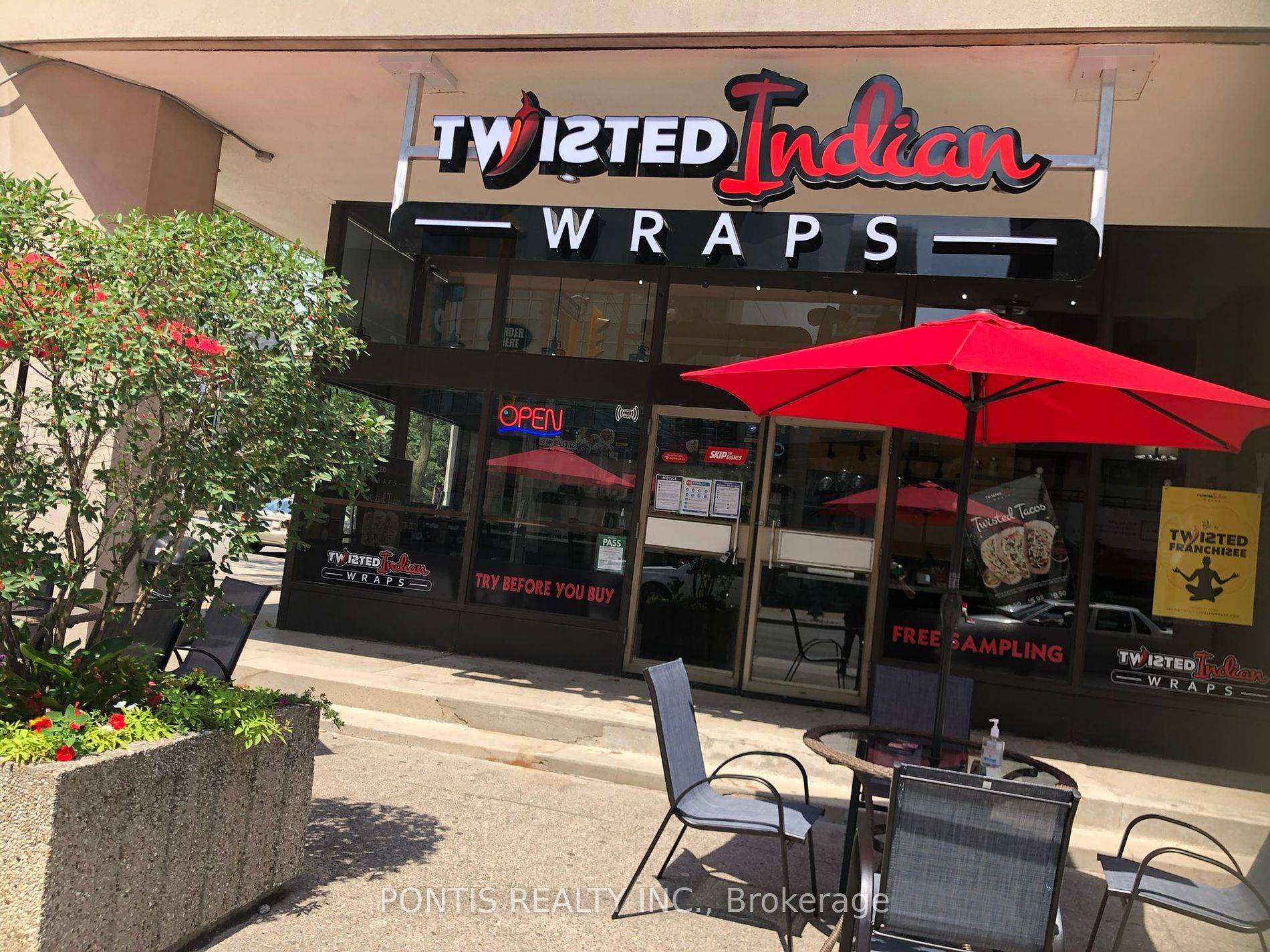 Toronto C09, ON M4T 1N5,60 St. Clair AVE E