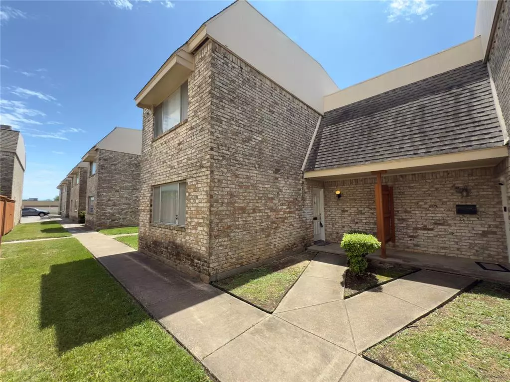 Richardson, TX 75081,145 Trellis Place