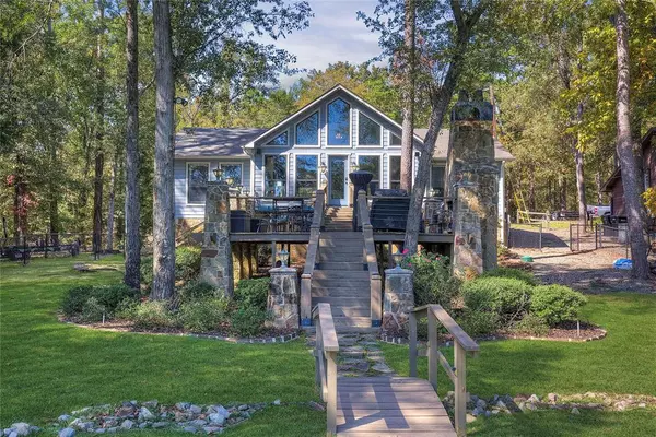 103 King Club Boulevard,  Scroggins,  TX 75480