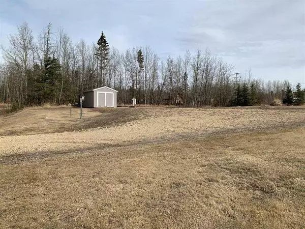 Village At Pigeon Lake, AB T0C2V0,31 Village Estates Village