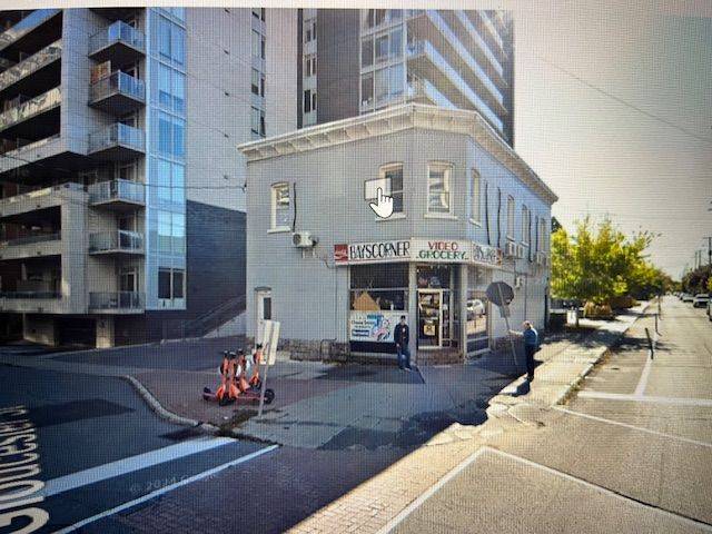 245 Bay ST, Ottawa Centre, ON K1R 5Z4