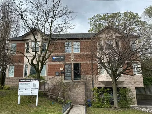 30 Glen Cameron RD #Bsmt, Markham, ON L3T 1N7