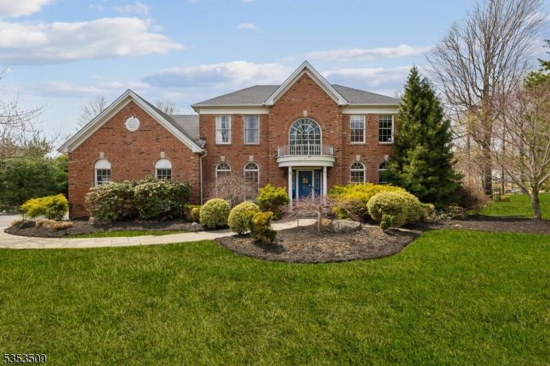 37 Warwick Rd, Mount Olive Twp., NJ 07836