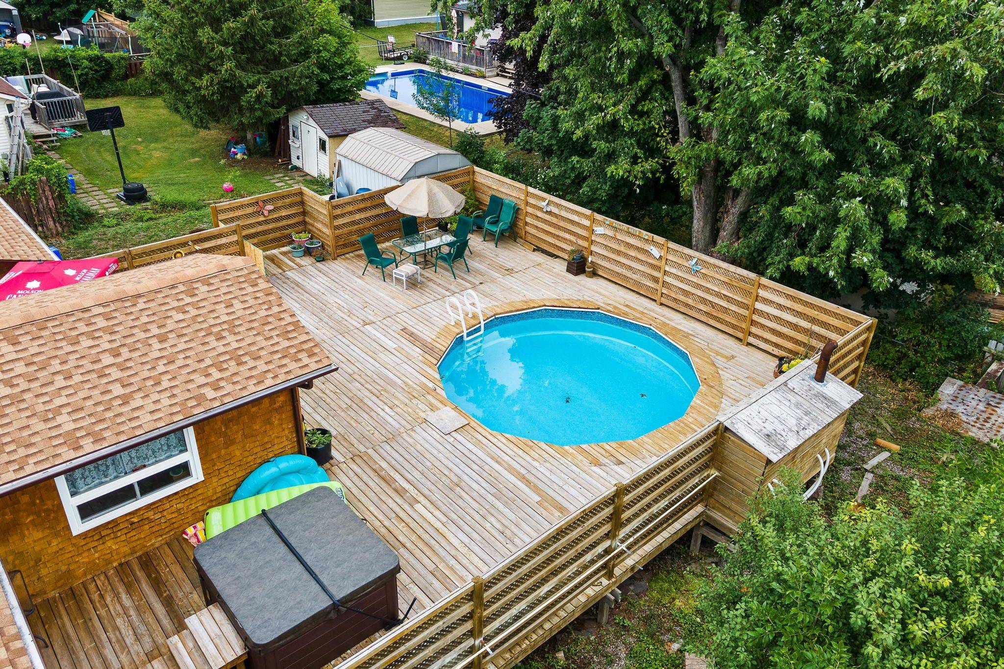 Fort Erie, ON L2A 5J3,44 Ferguson AVE