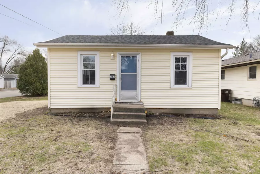 353 PENNSYLVANIA Avenue, Loves Park, IL 61111