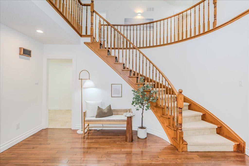 Guelph, ON N1G 4B3,28 Valleyridge TRL