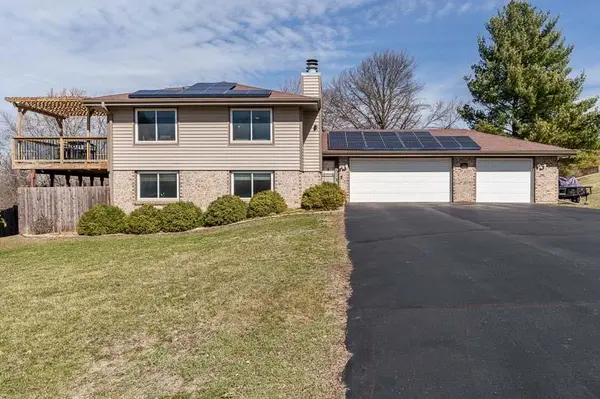 Loves Park, IL 61111,5280 SUNBIRD Drive