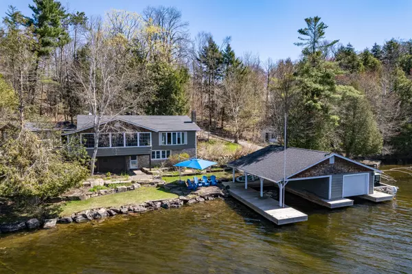Muskoka Lakes, ON P0B 1J0,1027 Old Bridge RD #4