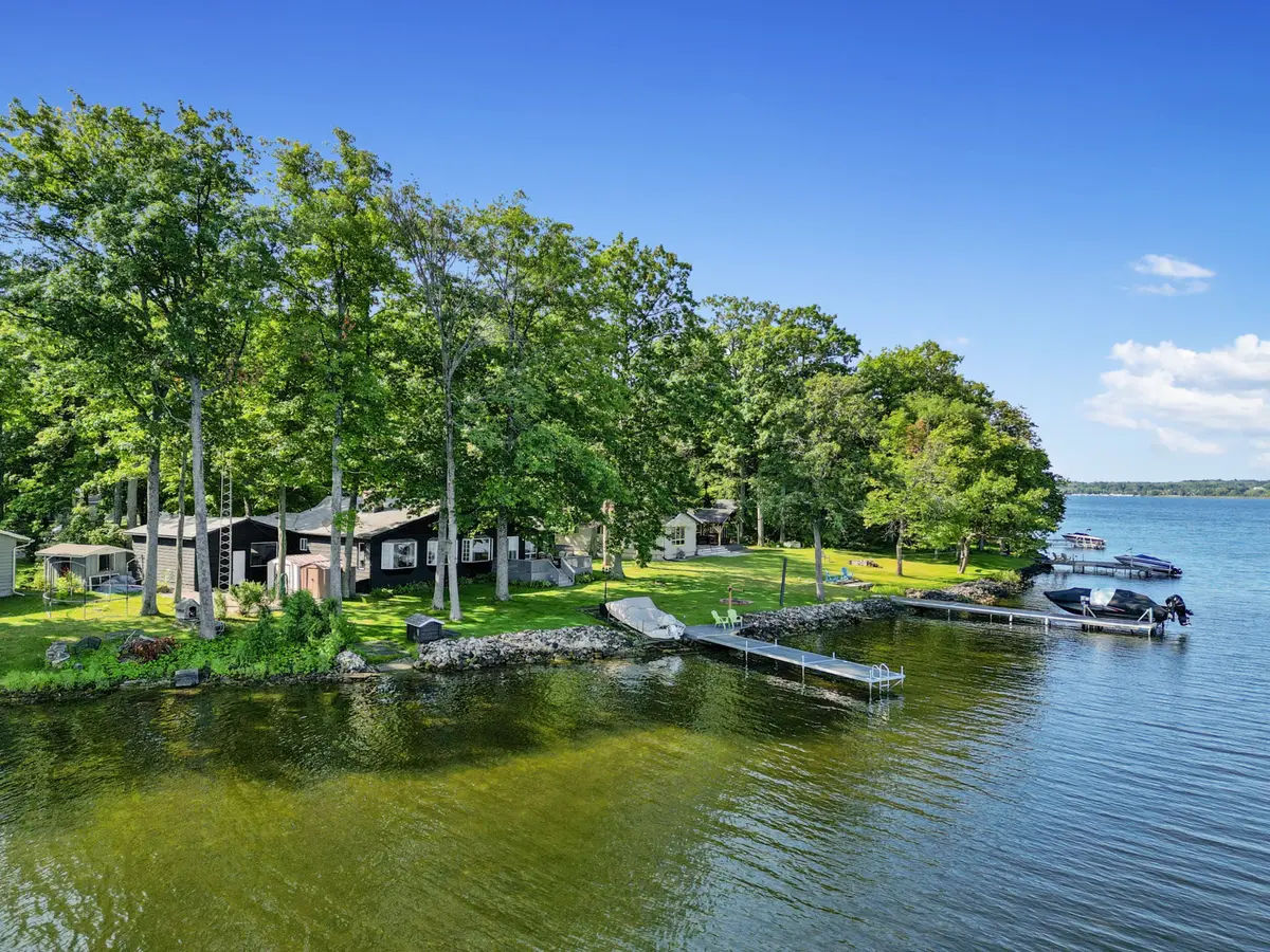 Selwyn, ON K9J 6X2,342 Fothergill Isle N/A