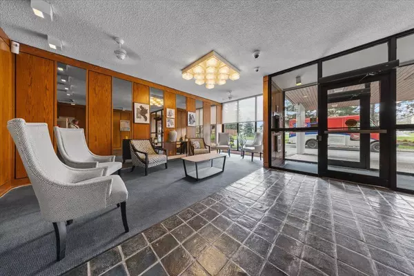 Hunt Club - South Keys And Area, ON K1V 9A7,1285 Cahill DR #1603