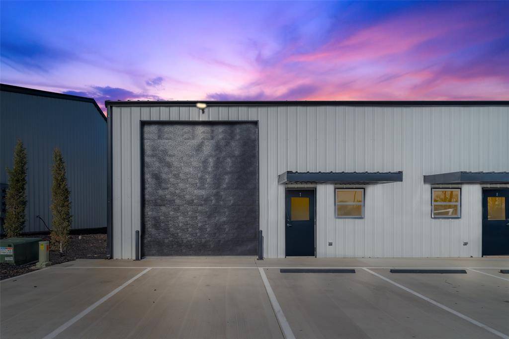 14333 FM 121 Highway, Van Alstyne, TX 75495
