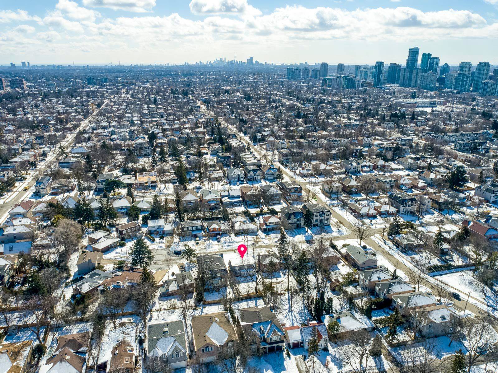 Toronto C14, ON M2N 4G7,10 Waring CT