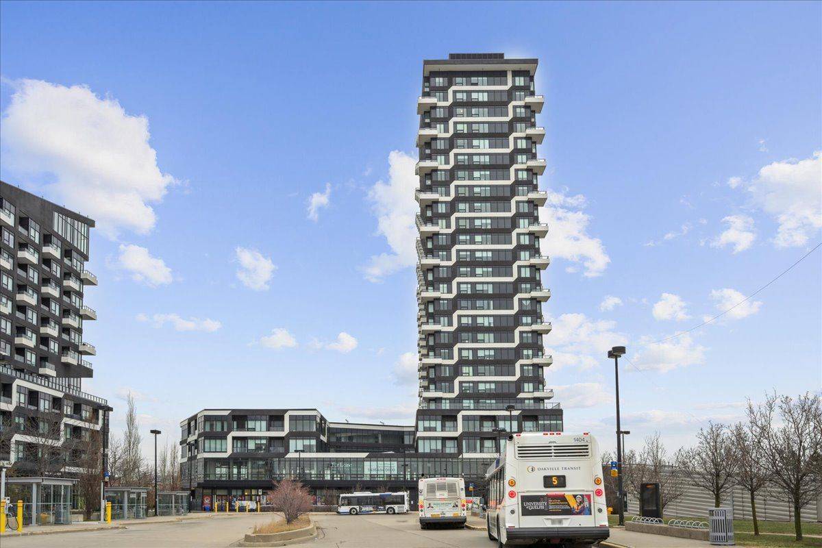 297 Oak Walk DR #2203, Oakville, ON L6H 3R6