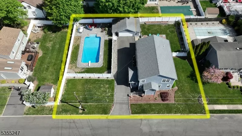 Pompton Lakes Boro, NJ 07442,115 Laurel Ave