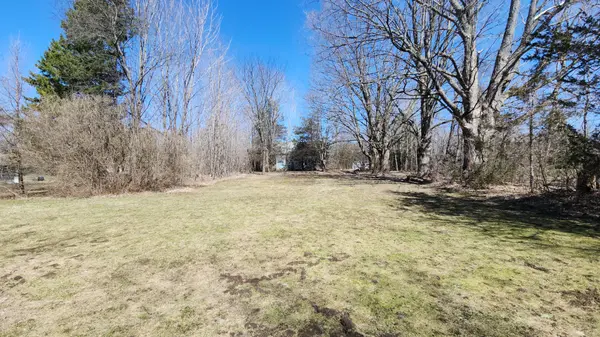 Tay, ON L0K 2A0,1655 Newton ST W