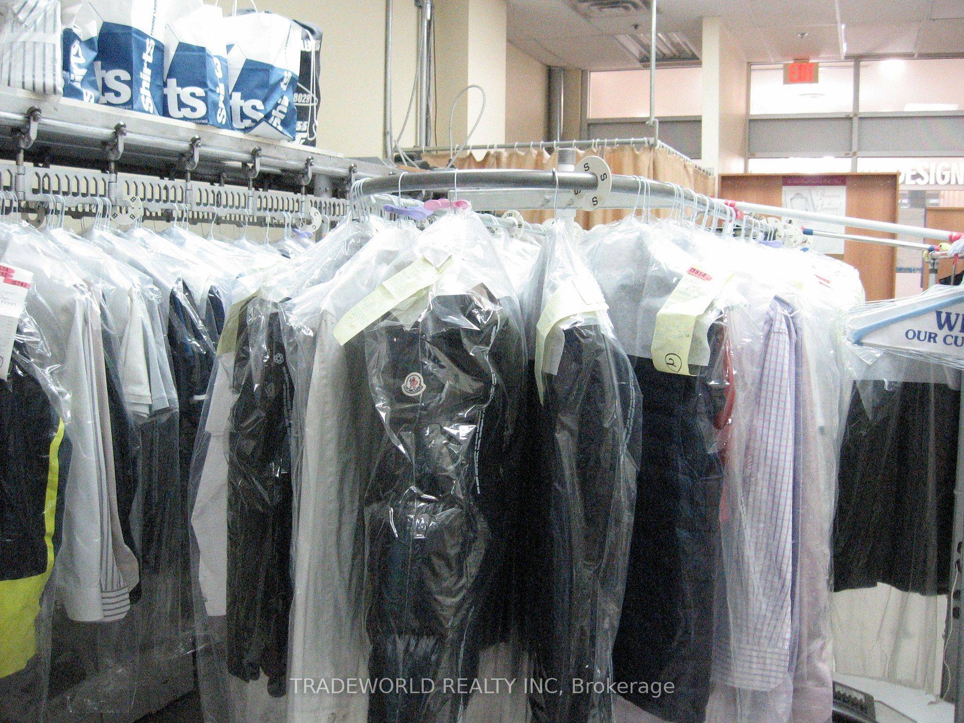 Markham, ON L3R 0M3,3601 Highway 7 RD E #113