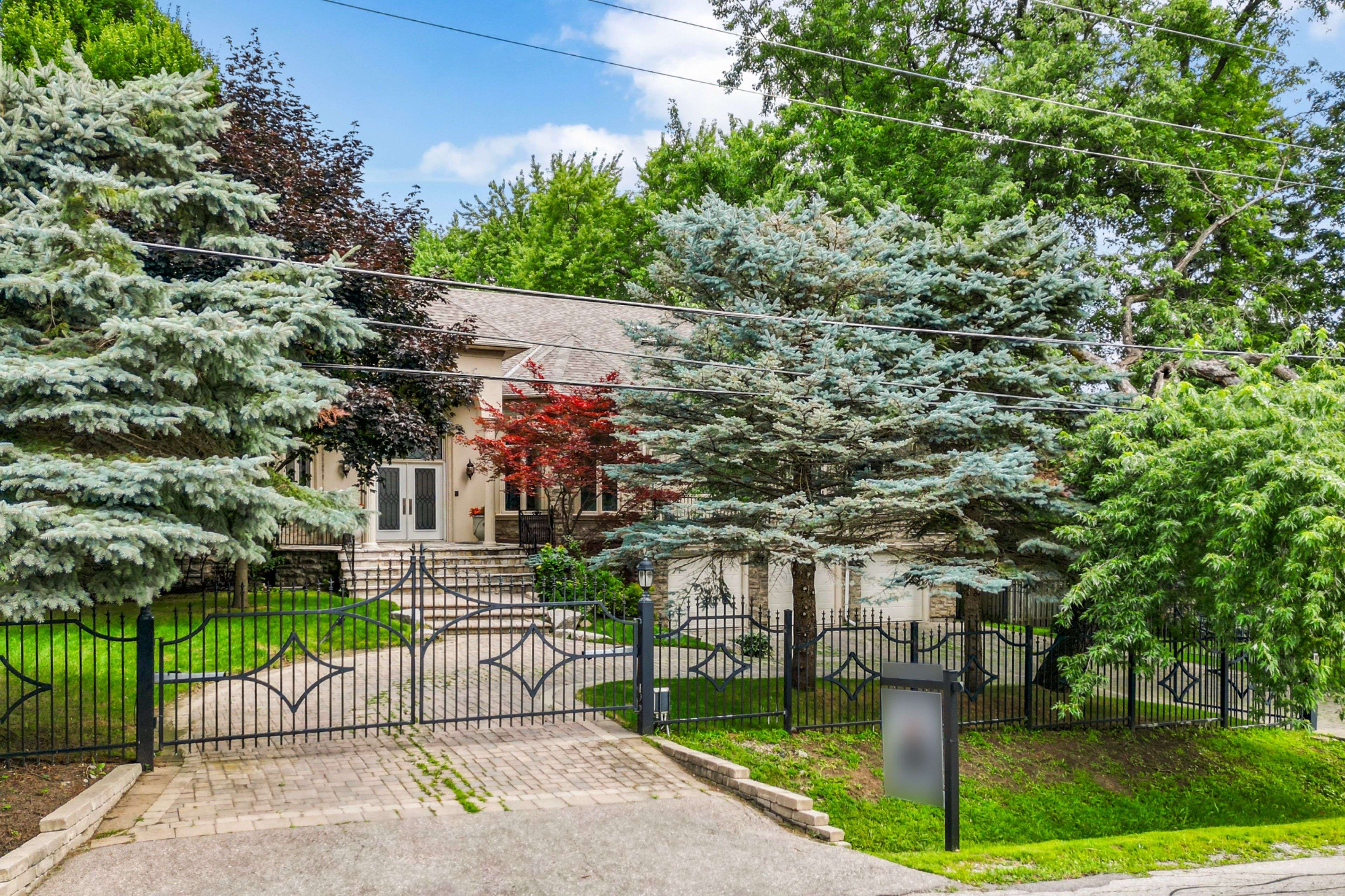 Vaughan, ON L4J 1B3,48 Arnold AVE