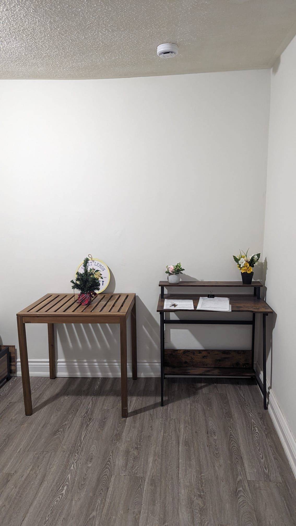Toronto W01, ON M6K 1C4,7 Thorburn AVE #202